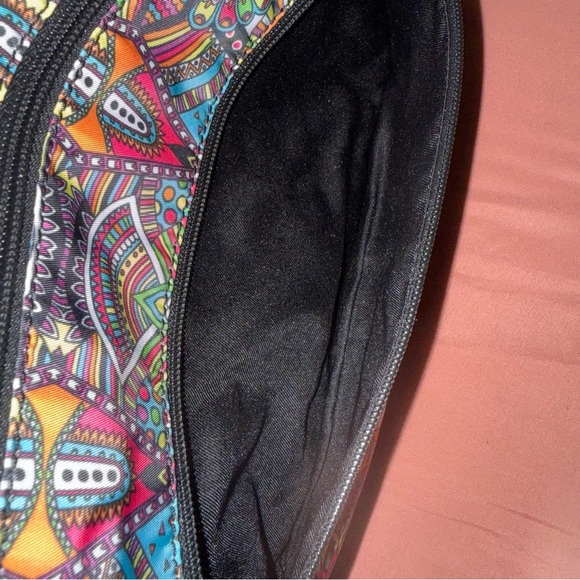 Sakroots Women's Artist Circle Flat Crossbody, Rainbow Wanderlust - Picture 8 of 12